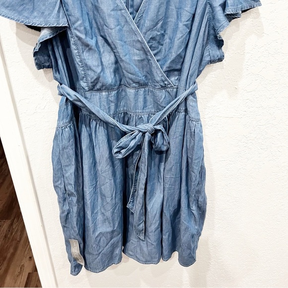 Lane Bryant Dress Women's 28 Lena Blue Chambray Faux Wrap Flutter Sleeve NWT - Picture 4 of 10